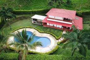Casa Campestre Privada El Reposo con piscina y WIFI